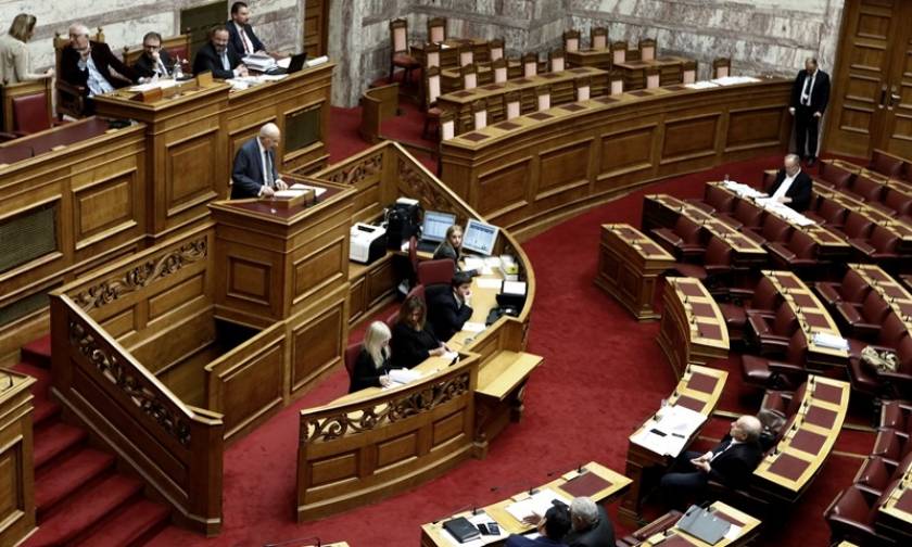 Στη Βουλή το νομοσχέδιο για τις λαϊκές αγορές και τα επιμελητήρια - Ποιες αλλαγές έρχονται