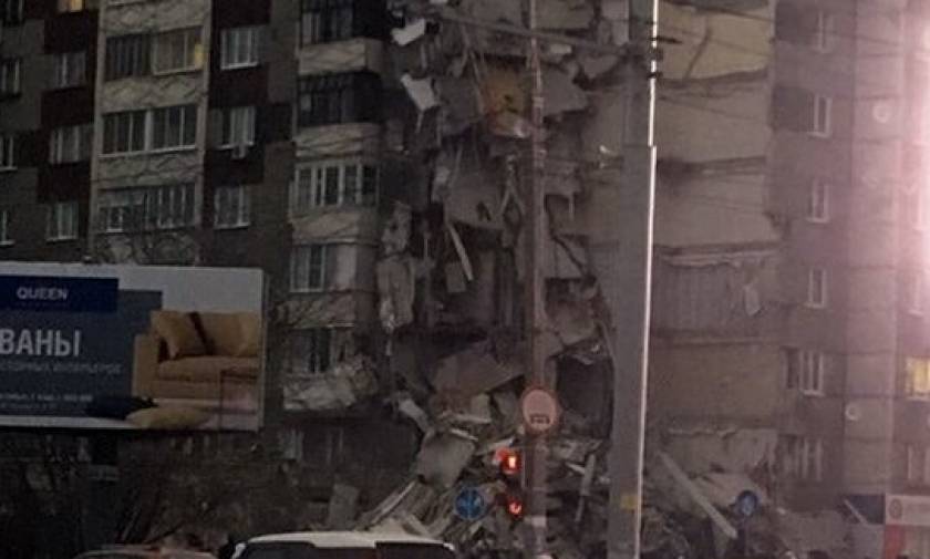 Νεκροί και τραυματίες από κατάρρευση κτηρίου στη Ρωσία (videos)
