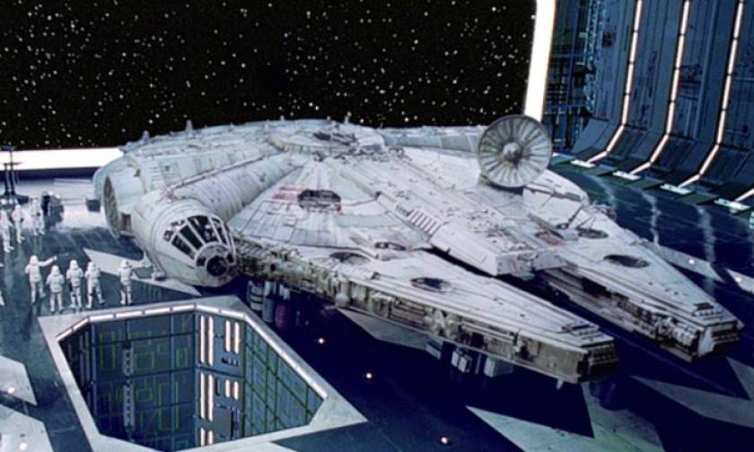 Star Wars: Η Disney προσπάθησε να κρύψει το Millennium Falcon, αλλά δεν υπολόγισε την Google! (pics)