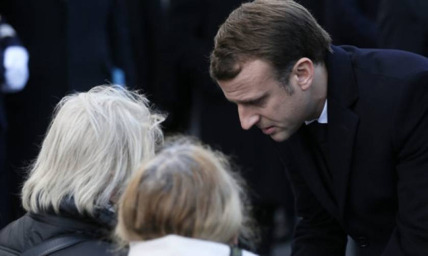 Ο Μακρόν τίμησε τους νεκρούς των τρομοκρατικών επιθέσεων στο Παρίσι