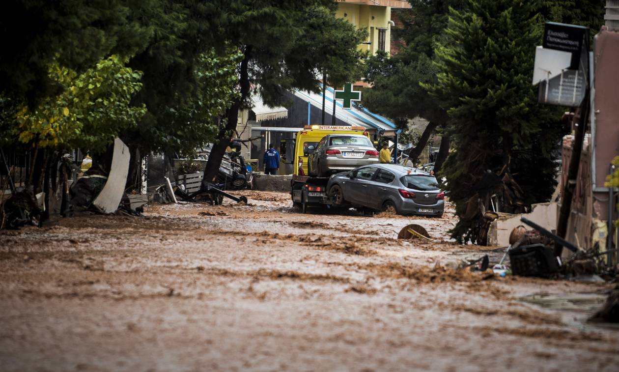 Κακοκαιρία: Βρέθηκε ζωντανός ένας εκ των αγνοουμένων στη Δυτική Αττική