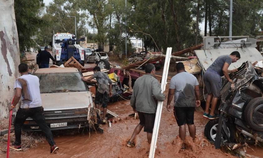 Πλημμύρες Αττική: Δημοσία δαπάνη οι κηδείες των 15 θυμάτων - Δεν έχει αναγνωριστεί ένας νεκρός