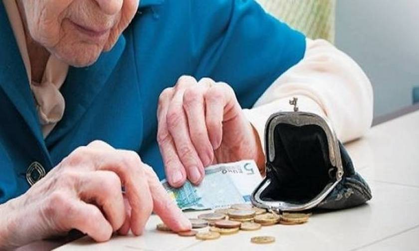 Συντάξεις Δεκεμβρίου 2017: Πότε θα δουν τα λεφτά οι συνταξιούχοι - Δείτε τις ημερομηνίες