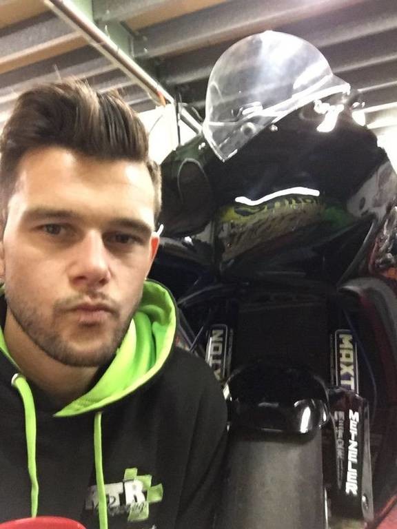 Τραγωδία στο Moto GP: Νεκρός έπεσε Βρετανός αναβάτης κατά τη διάρκεια αγώνα (ΠΡΟΣOXH! ΣΚΛΗΡΟ ΒΙΝΤΕΟ)