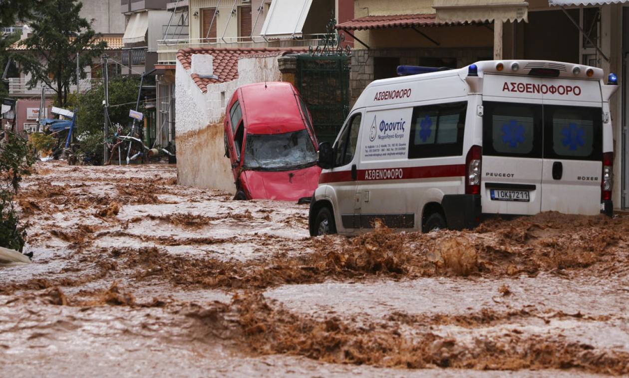 Αποκάλυψη: Έριξε 200 τόνους νερού ανά στρέμμα σε Μάνδρα και Νέα Πέραμο