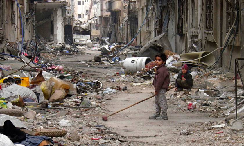 ΟΗΕ: Οι πολιορκημένοι Σύροι τρώνε σκουπίδια και λιποθυμούν από την πείνα