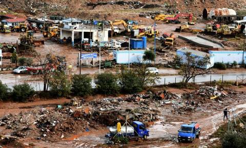Πλημμύρες Μάνδρα: Φόβοι για περισσότερους νεκρούς από τη θεομηνία