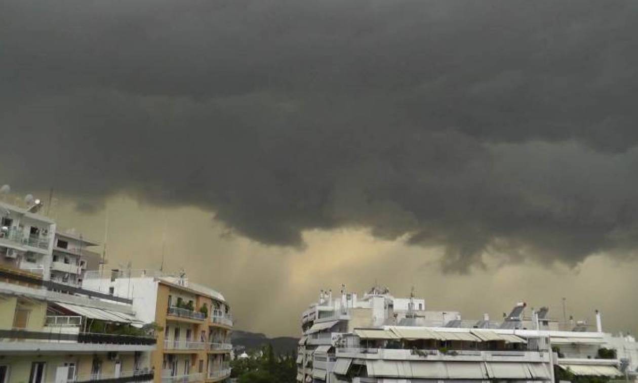 Καιρός - Ο Καλλιάνος προειδοποιεί: Έρχεται κακοκαιρία - Πού θα «χτυπήσει» σε λίγες ώρες