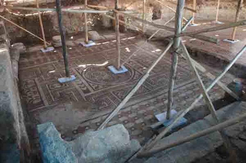Τουρκία: Περίτεχνο αρχαίο μωσαϊκό ανακαλύφθηκε τυχαία στη Λαοδίκεια – Δείτε φωτογραφίες