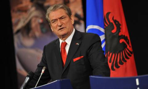 Εξοργιστική πρόκληση: «Μεγάλη Αλβανία» ζητά και ο Σαλί Μπερίσα (Vid)