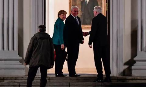 Γερμανία: Ολοκληρώθηκε η κρίσιμη συνάντηση για τον «μεγάλο» συνασπισμό - Άγνωστο το αποτέλεσμα