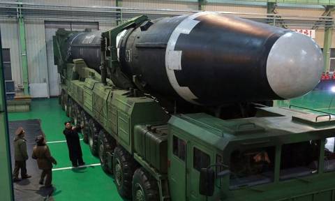 Ο πύραυλος της Βόρειας Κορέας Hwasong-15 μπορεί να «χτυπήσει» την Ουάσιγκτον!