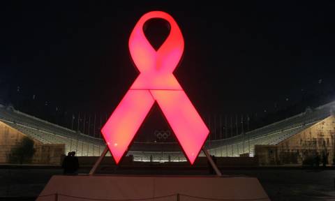 Παγκόσμια ημέρα κατά του AIDS: Λιγότερες νέες διαγνώσεις του ιού HIV τα τελευταία χρόνια στην Ελλάδα