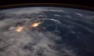 Μοναδικό βίντεο: Δείτε πώς φαίνονται οι αστραπές από το διάστημα!