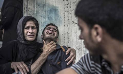 Με αίμα βάφτηκε η Παλαιστίνη: Τρόμος και πανικός στη Γάζα (ΠΡΟΣΟΧΗ! ΠΟΛΥ ΣΚΛΗΡΕΣ ΕΙΚΟΝΕΣ)