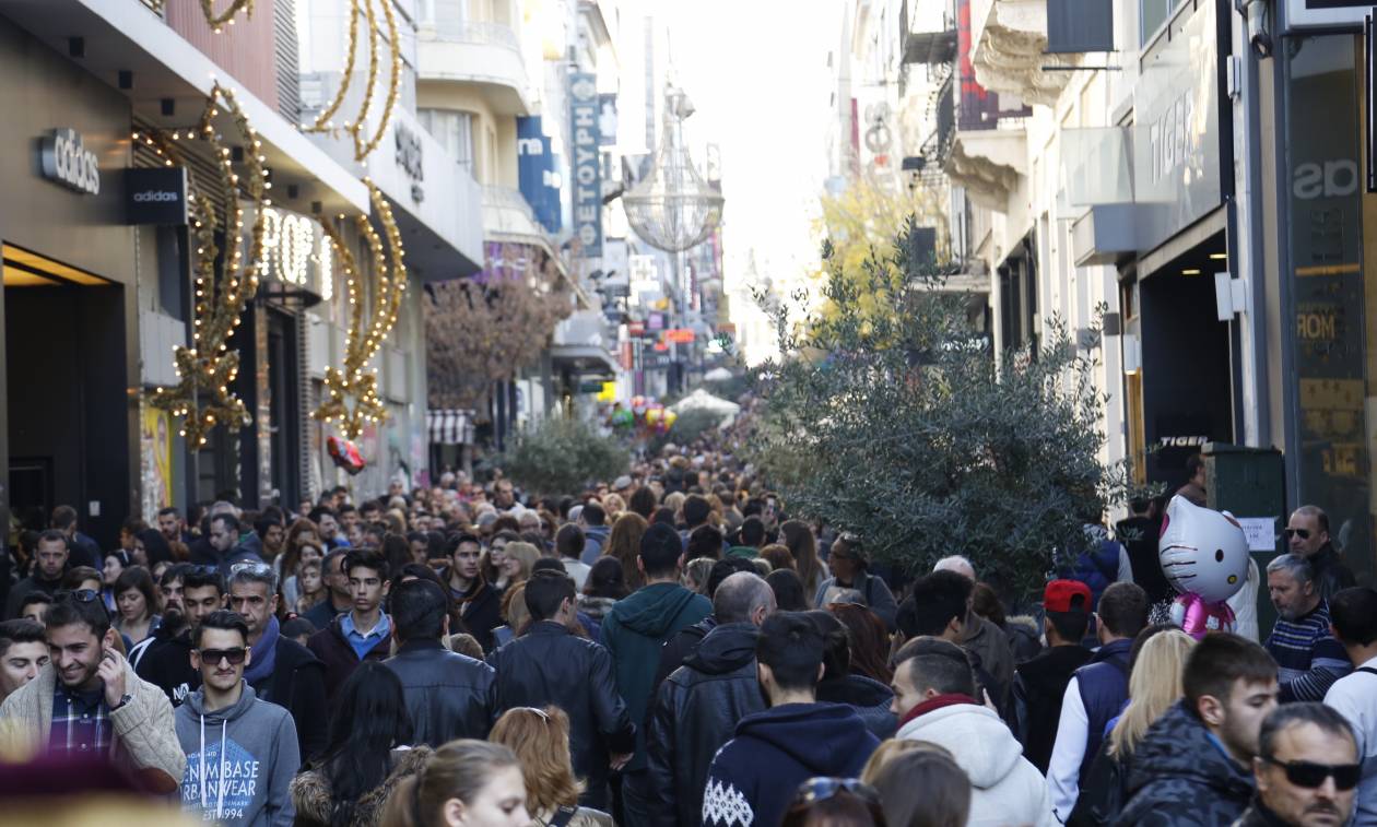 Ωράριο καταστημάτων: Αυτές τις ώρες θα είναι ανοιχτά μαγαζιά και σούπερ μάρκετ σήμερα (17/12)