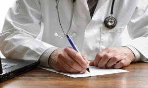 ΕΟΠΥΥ: Αυτοί είναι οι όροι για τις νέες συμβάσεις με τους γιατρούς – Πώς θα αμείβονται