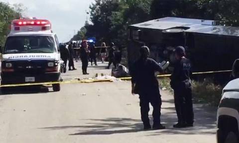 Τραγωδία στο Μεξικό: Έντεκα νεκροί σε τροχαίο δυστύχημα με τουριστικό λεωφορείο (Vid)