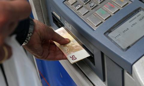 «Έπεσε» το τραπεζικό σύστημα ΔΙΑΣ - Προβλήματα σε αναλήψεις και συναλλαγές με κάρτες