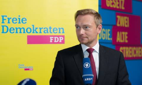 FDP: Ναι στο ενδεχόμενο συμμετοχής σε κυβερνητικό συνασπισμό - Όχι στη Μέρκελ