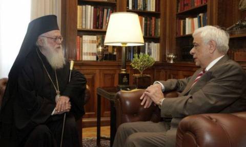 Παυλόπουλος: Σημαντικό βήμα η χορήγηση της Αλβανικής ιθαγένειας στον Αρχιεπίσκοπο Αναστάσιο