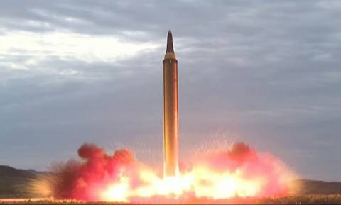 Παγκόσμιος τρόμος: Ο Κιμ Γιονγκ Ουν ετοιμάζεται για νέα εκτόξευση βαλλιστικού πυραύλου