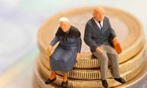 Νέο σοκ για τους συνταξιούχους - Μειώνονται στο 50% οι νέες επικουρικές συντάξεις χηρείας