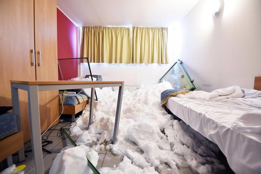  Μια γυναίκα το πρώτο θύμα της σφοδρής χιονόπτωσης που «γονάτισε» την Ιταλία (Pics+Vids)
