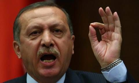 «Ξέφυγε» ο Ερντογάν: Απειλεί τώρα και τις ΗΠΑ