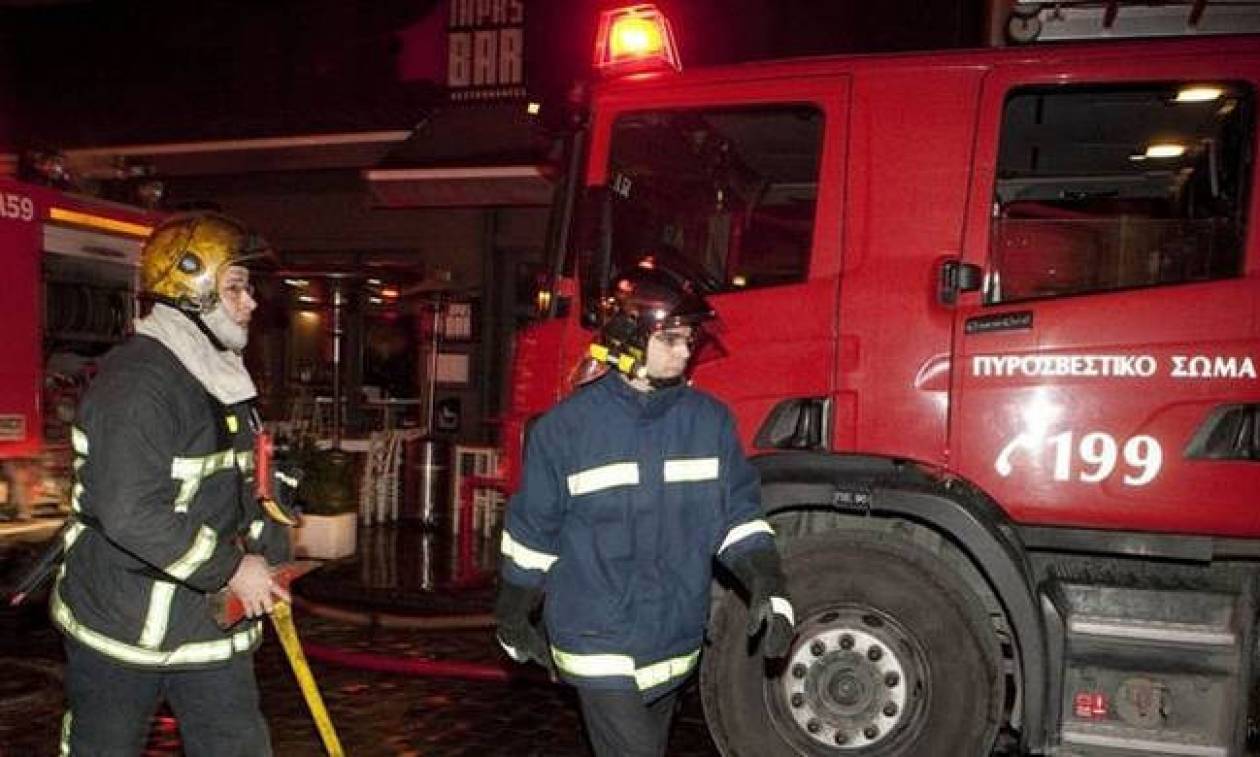 Φωτιά: Υπό έλεγχο η πυρκαγιά σε μονοκατοικία στην Παλλήνη