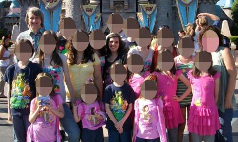 Καλιφόρνια: Ο δικαστής απαγόρευσε στους γονείς - τέρατα κάθε επαφή με τα 13 παιδιά τους