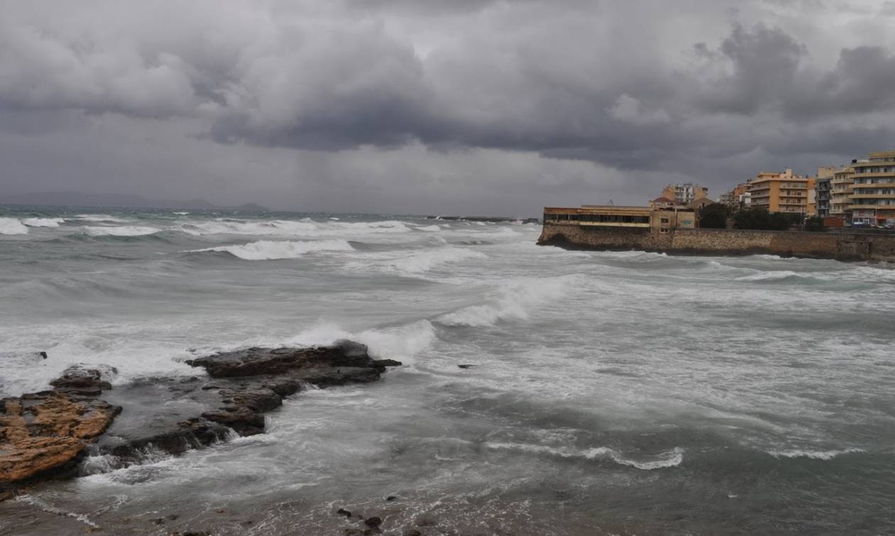 Καιρός: Σοβαρά προβλήματα και ζημιές στο Λασίθι από τους ισχυρούς ανέμους