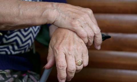 Φθιώτιδα: Η γιαγιά κατάλαβε τους απατεώνες - Πώς γλίτωσε δύο φορές σε λίγες ημέρες
