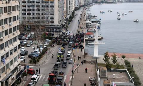 Αγρότες: Κατεβάζουν τα τρακτέρ στο κέντρο της Θεσσαλονίκης