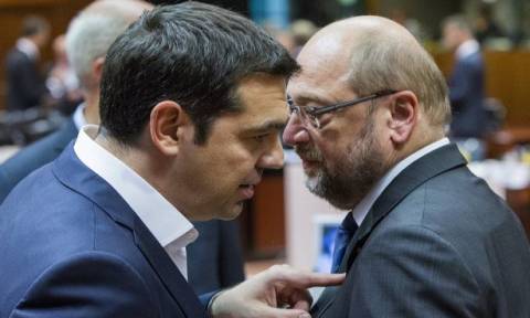 Handelsblatt: Ο Τσίπρας θέλει μεγάλο συνασπισμό και σοσιαλιστή υπουργό Οικονομικών