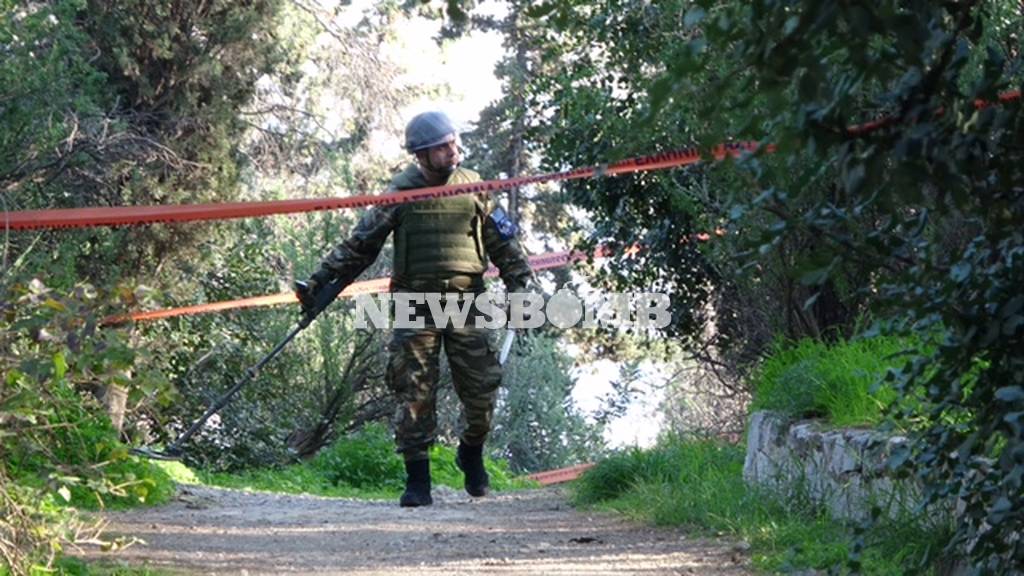 Βλήμα όλμου βρέθηκε στον λόφο του Φιλοπάππου (pics)