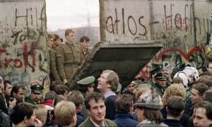 Γερμανία: 10.316 μέρες χωρίς το Τείχος του Βερολίνου όσες και οι μέρες της «ζωής» του (Pics)