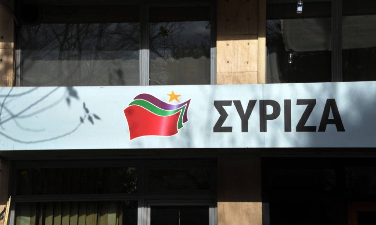 Επίθεση με πέτρες στα γραφεία του ΣΥΡΙΖΑ στο Ωραιόκαστρο