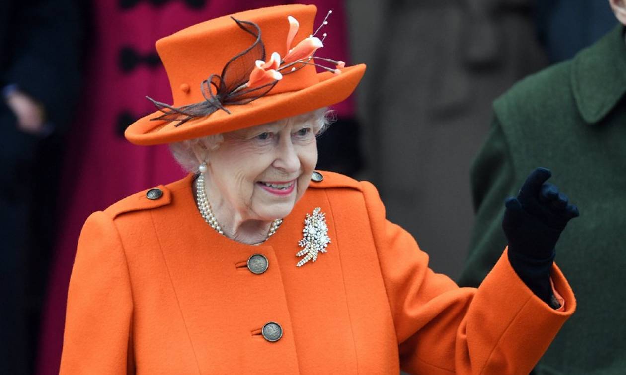 Βρετανία: Τι απαγόρευσε από όλες τις βασιλικές κατοικίες η βασίλισσα Ελισάβετ