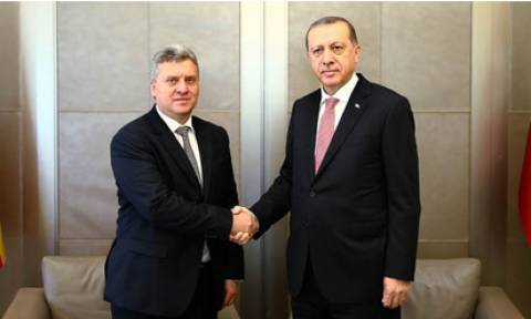 Στην Τουρκία μεταβαίνει για να συναντηθεί με τον Ερντογάν ο Πρόεδρος των Σκοπίων