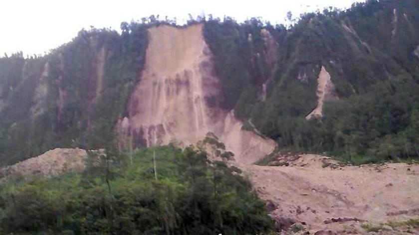 Σεισμός 7,5 Ρίχτερ συγκλόνισε την Νέα Γουινέα: Περισσότεροι από 30 νεκροί, εκατοντάδες τραυματίες