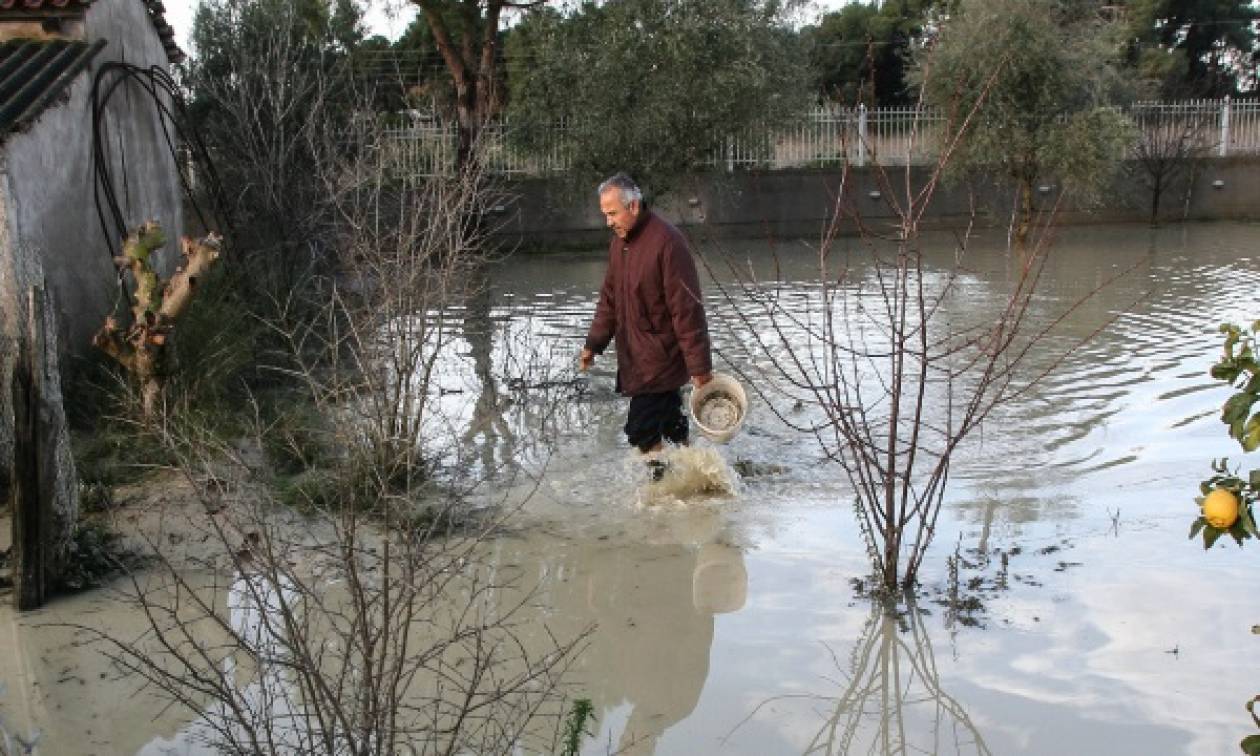 «Βούλιαξε» η Ζαχάρω από τη νεροποντή - Μεγάλες καταστροφές σε Κακόβατο - Νιοχώρι - Φιγαλεία (pics)