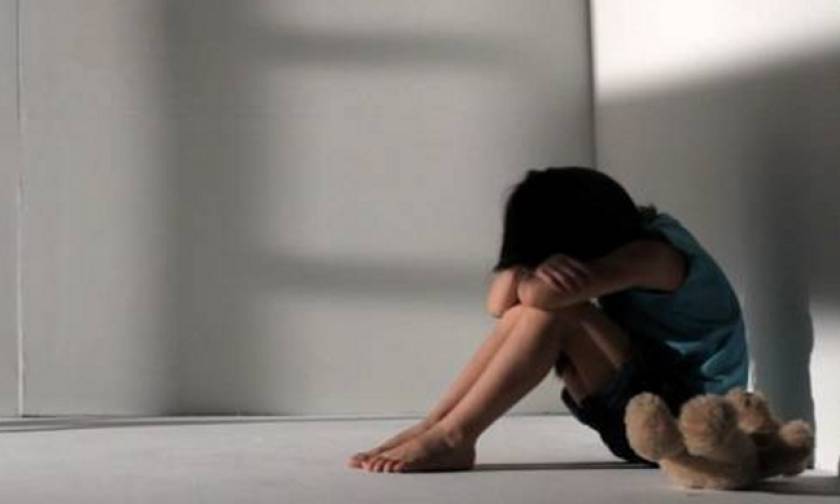 Φρίκη στην Κατερίνη: Πα-τέρας βίαζε την ανήλικη κόρη του επί έξι χρόνια μαζί με άλλους τρεις άνδρες