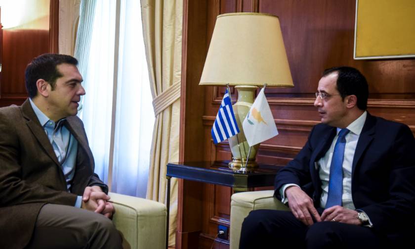 Τι συζήτησαν Τσίπρας και Χριστοδουλίδης στο Μαξίμου (pics)