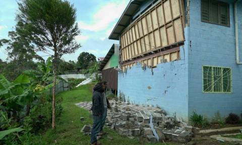 Παπούα-Νέα Γουινέα: Τουλάχιστον 18 νεκροί από το σεισμό των 6,7 Ρίχτερ