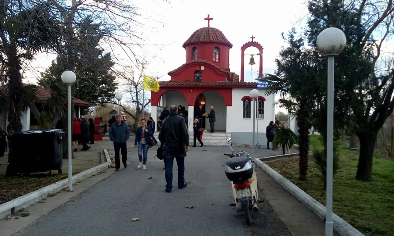 Δέος! Θαύμα στο παρεκκλήσι της Αγίας Ειρήνης Χρυσοβαλάντου Ημαθίας (vid)