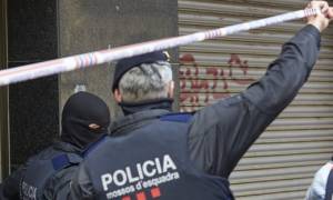 Ισπανία: Άντρας κράτησε όμηρο μια γυναίκα στο προξενείο του Μαλί στη Βαρκελώνη (vid)