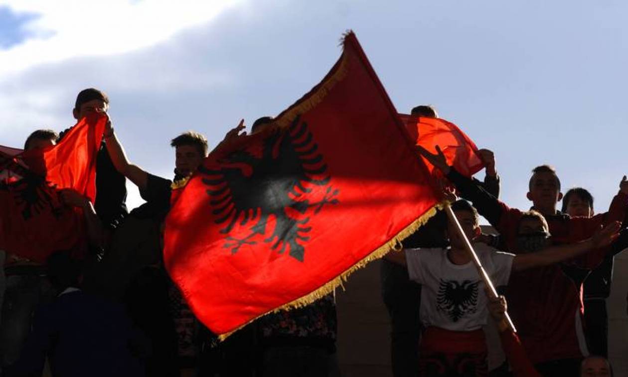 Ξεπέρασαν κάθε όριο οι Αλβανοί: Μιλούν για «Τσαμουριά» σε Θήβα και Πρέβεζα