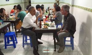 Σε... μουσείο μετέτρεψαν την καντίνα όπου έφαγε ο Ομπάμα στο Βιετνάμ! (pics)