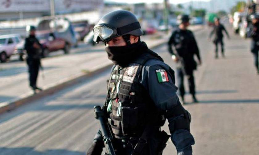 Μακάβριο εύρημα στο Μεξικό: 15 πτώματα βρέθηκαν σε εγκαταλελειμμένο φορτηγάκι
